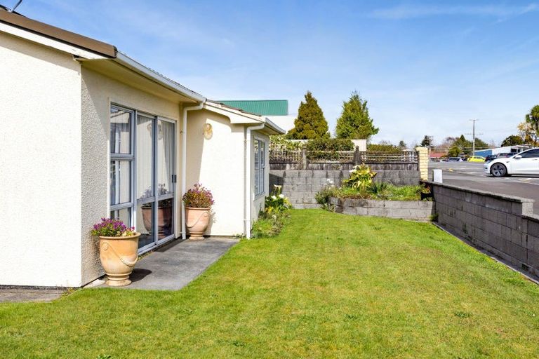 Photo of property in 2/84 Miranda Street, Stratford, 4332