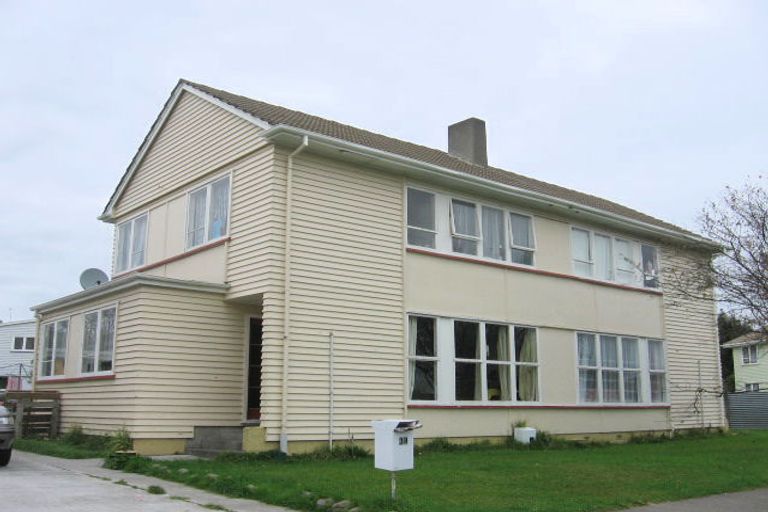 Photo of property in 36-38 Coventry Street, Highbury, Palmerston North, 4412