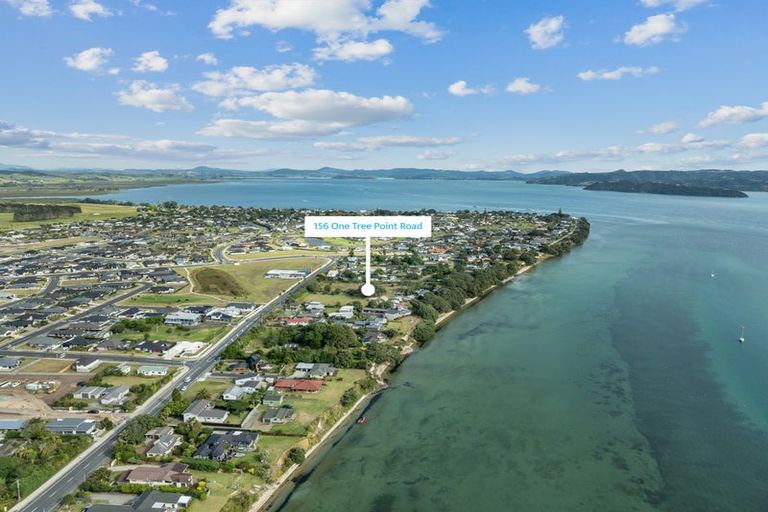 Photo of property in 156 One Tree Point Road, One Tree Point, 0118