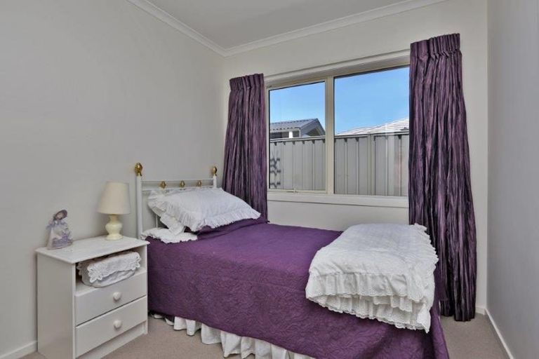 Photo of property in 58 Orotu Drive, Poraiti, Napier, 4112