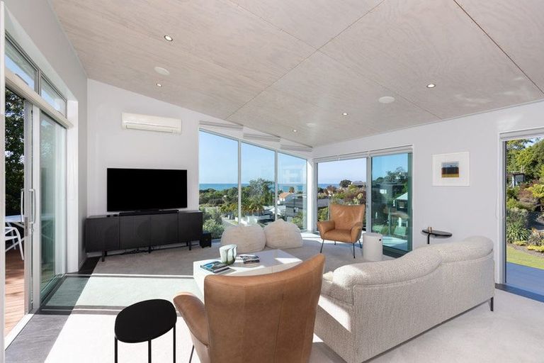 Photo of property in 20 Kotare Place, Kaiteriteri, Motueka, 7197