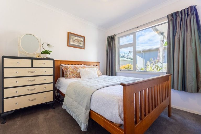 Photo of property in 51-53 Tennis Court Road, Raumati South, Paraparaumu, 5032
