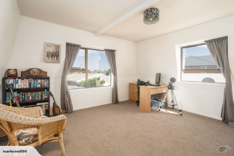 Photo of property in 524 Marine Parade, South New Brighton, Christchurch, 8062