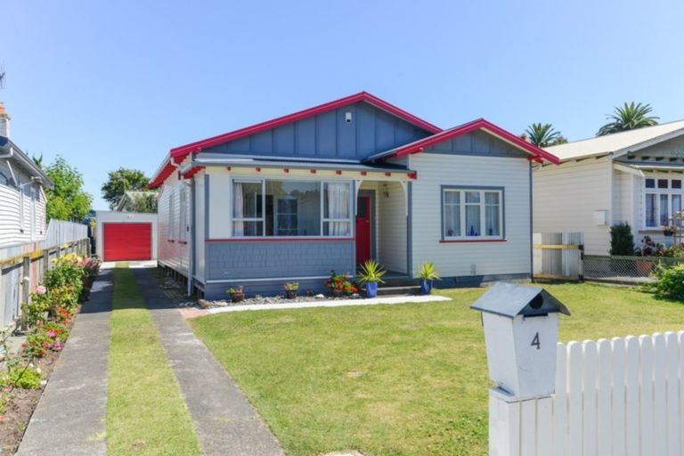 Photo of property in 4 Vigor Brown Street, Napier South, Napier, 4110