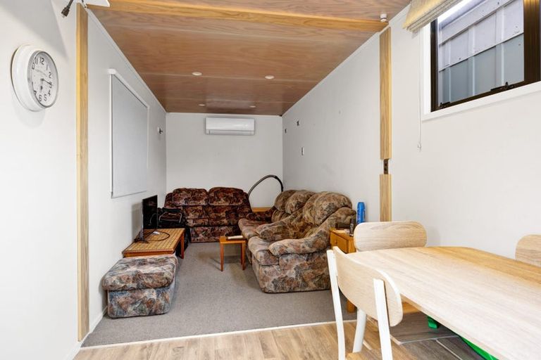 Photo of property in 44 Oberon Street, Stratford, 4332