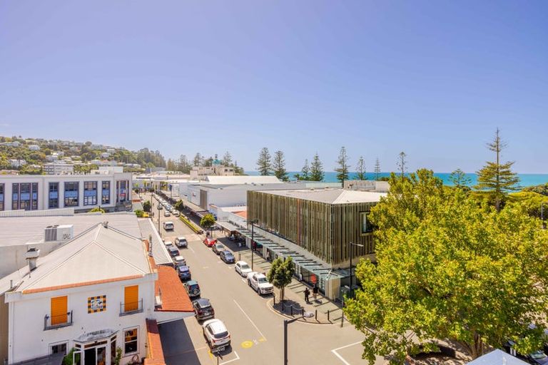 Photo of property in 166 Arran Point Parade, Orewa, 0931