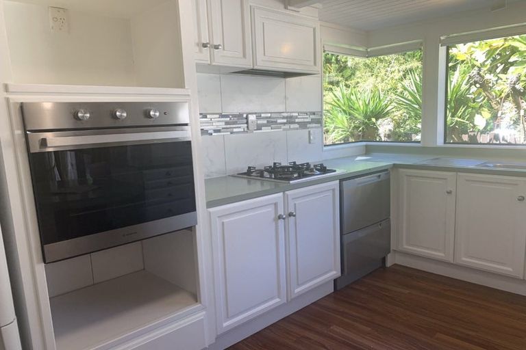 Photo of property in 33 Matapihi Road, Mount Maunganui, 3116