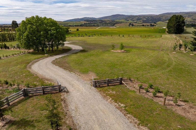 Photo of property in 624 Ballantyne Road, Wanaka, 9382