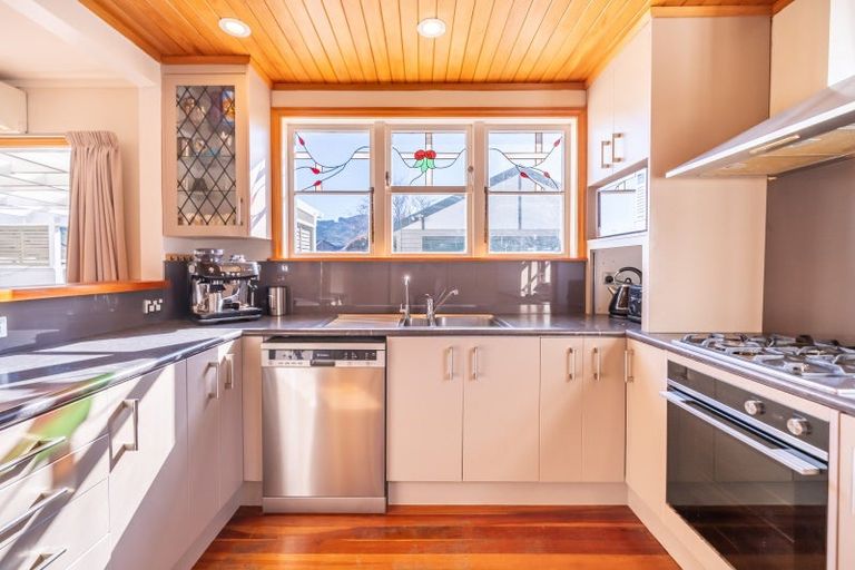 Photo of property in 148 Mcleod Street, Elderslea, Upper Hutt, 5018