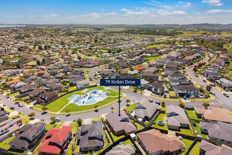 Photo of property in 79 Kirikiri Drive, Papakura, 2110