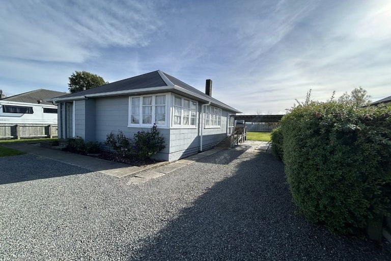 Photo of property in 166 Cole Street, Masterton, 5810