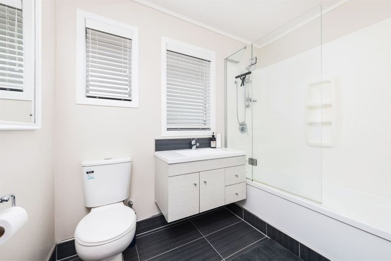 Photo of property in 638 Te Atatu Road, Te Atatu Peninsula, Auckland, 0610