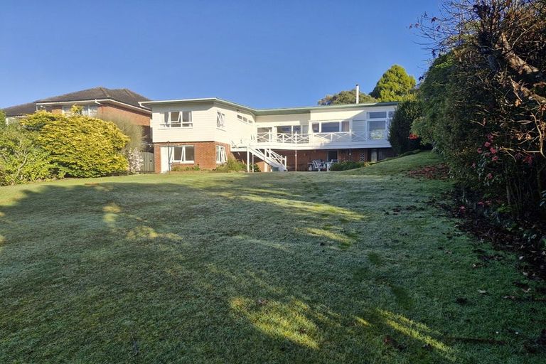 Photo of property in 542 South Titirangi Road, Titirangi, Auckland, 0604