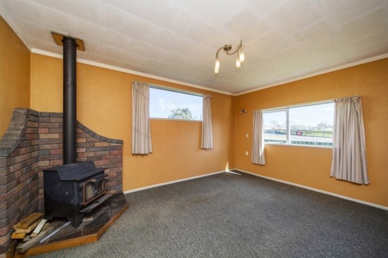 Photo of property in 126 Miranda Street, Stratford, 4332