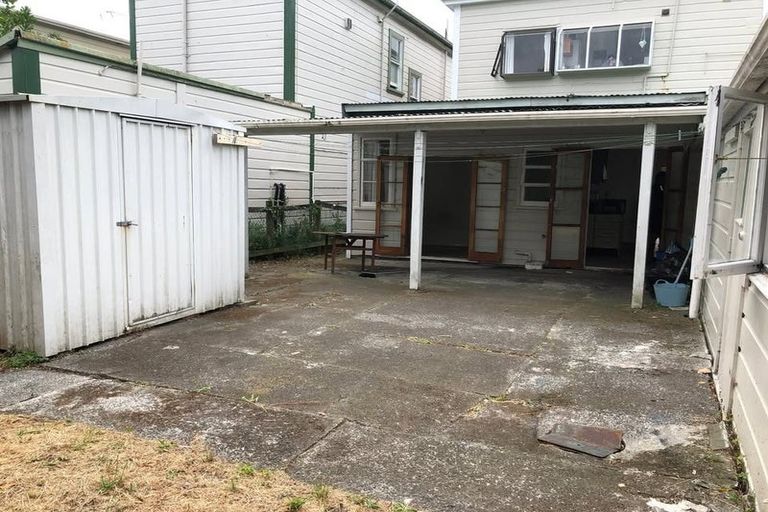 Photo of property in 12 Wilson Street, Newtown, Wellington, 6021
