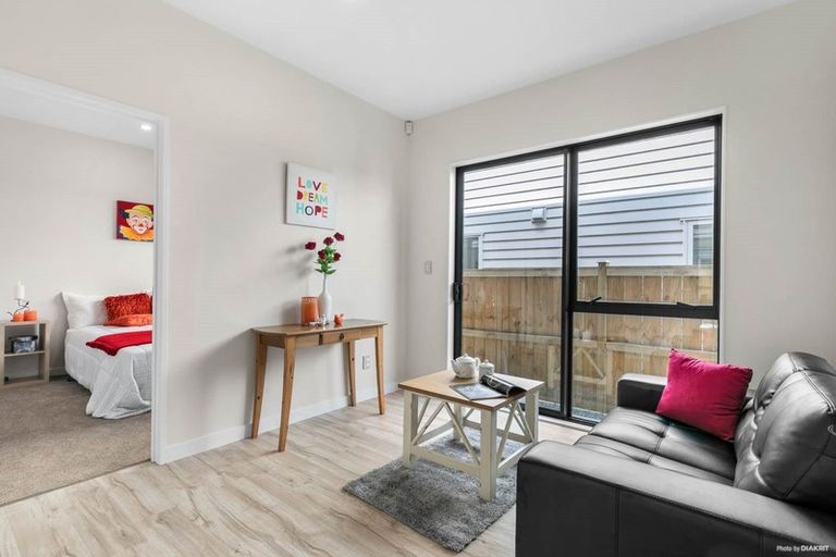 Photo of property in 11 Eastfield Avenue, Flat Bush, Auckland, 2019