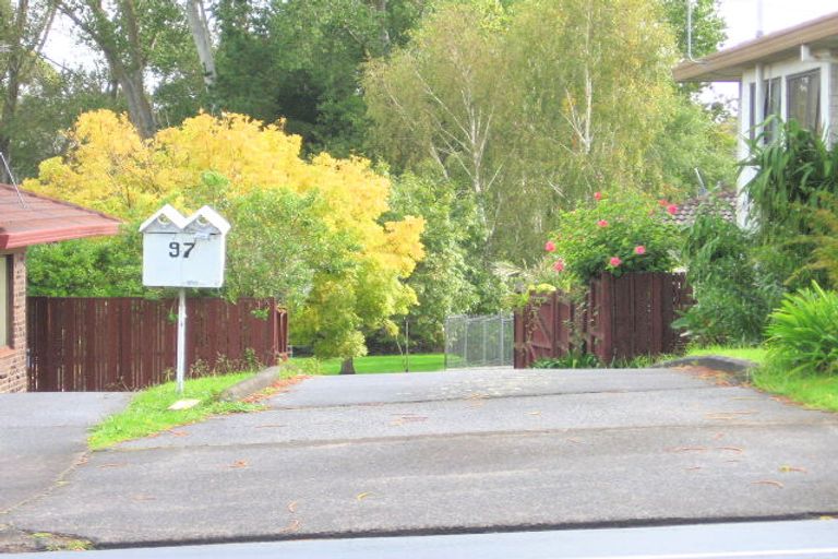 Photo of property in 2/97 Prince Regent Drive, Half Moon Bay, Auckland, 2012