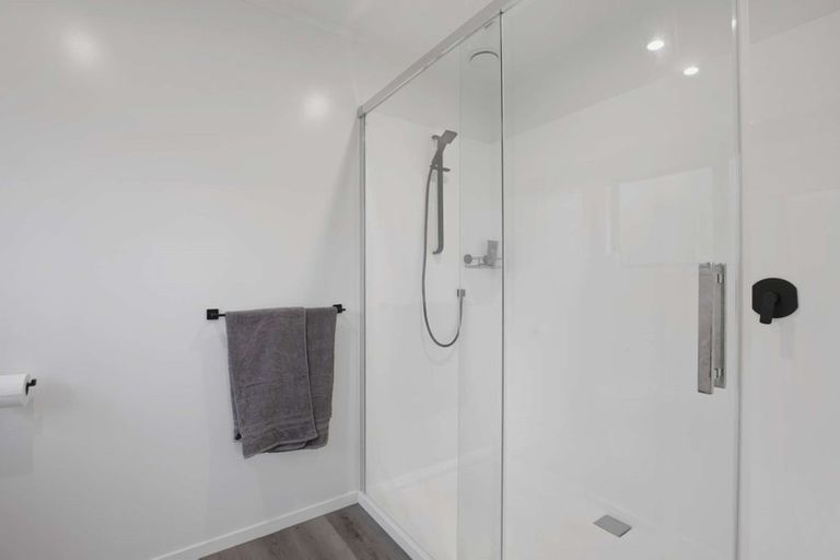 Photo of property in 165 Glamorgan Drive, Torbay, Auckland, 0630