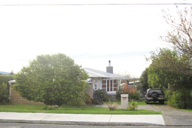 Photo of property in 31 Kaitawa Crescent, Paraparaumu, 5032