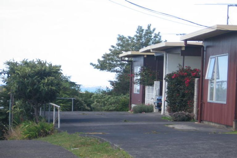 Photo of property in 1/59 High Road, Glenfield, Auckland, 0629