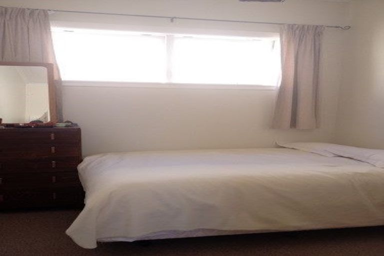 Photo of property in 40 Todman Street, Brooklyn, Wellington, 6021