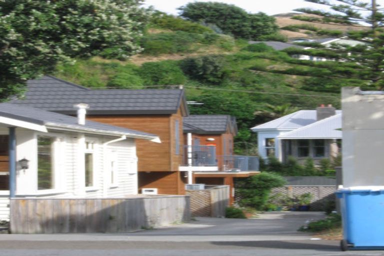 Photo of property in 346 The Parade, Island Bay, Wellington, 6023