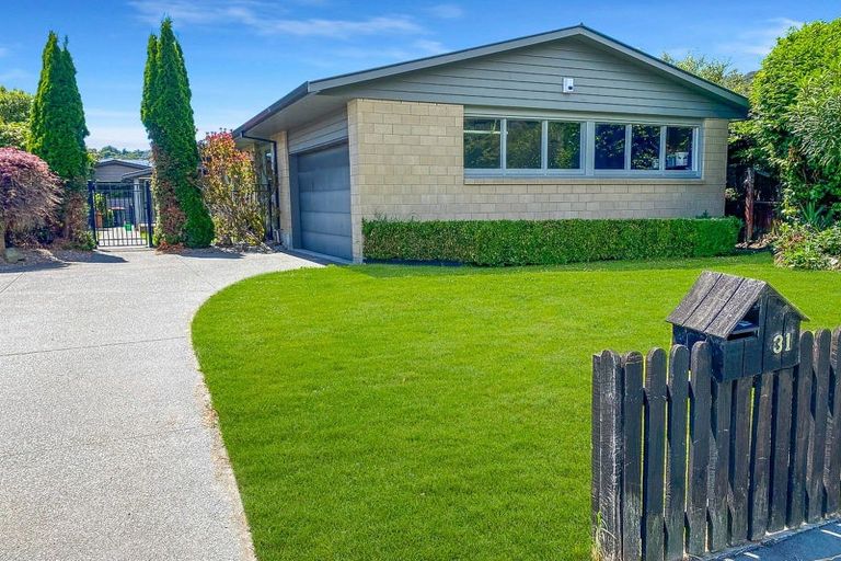 Photo of property in 31 Landsdowne Terrace, Cashmere, Christchurch, 8022