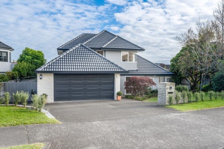 Photo of property in 2/67 Simmental Crescent, Somerville, Auckland, 2014