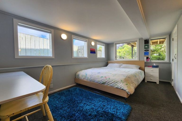 Photo of property in 12 Cook Street, Karori, Wellington, 6012