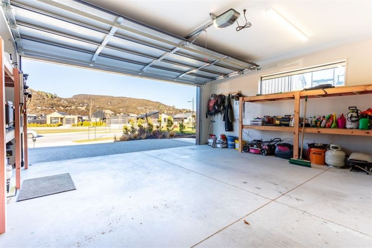 Photo of property in 49 Mount Linton Avenue, Wanaka, 9305