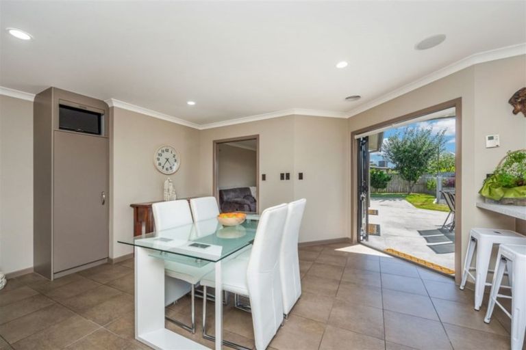 Photo of property in 4 Tarrango Way, Rototuna, Hamilton, 3210