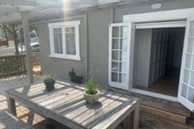 Photo of property in 3f2- Islington Street, Trentham, Upper Hutt, 5018