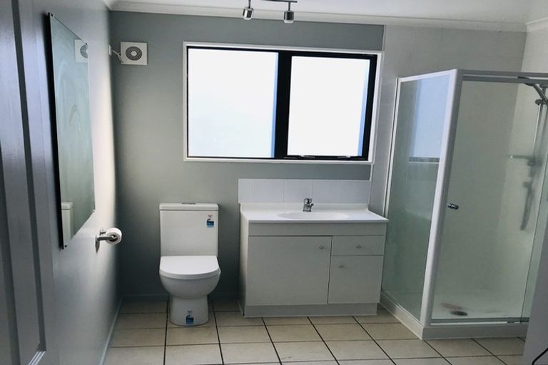 Photo of property in 38 Staithes Drive North, Whitby, Porirua, 5024