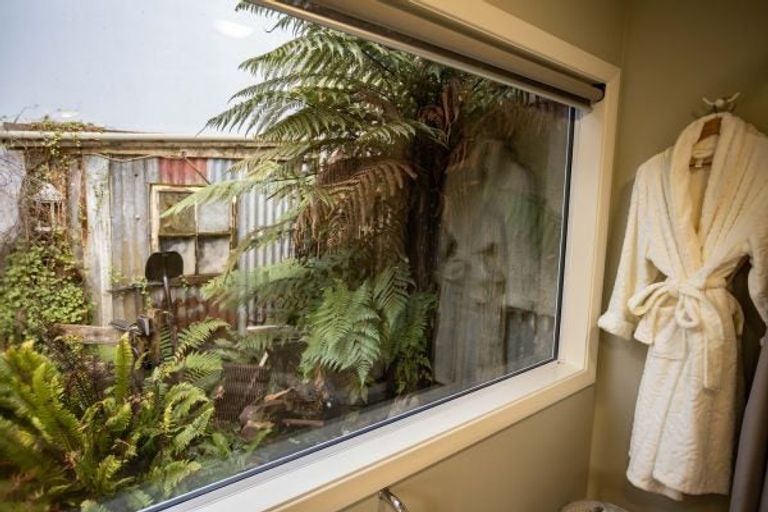 Photo of property in 20 Hamilton Street, Hokitika, 7810