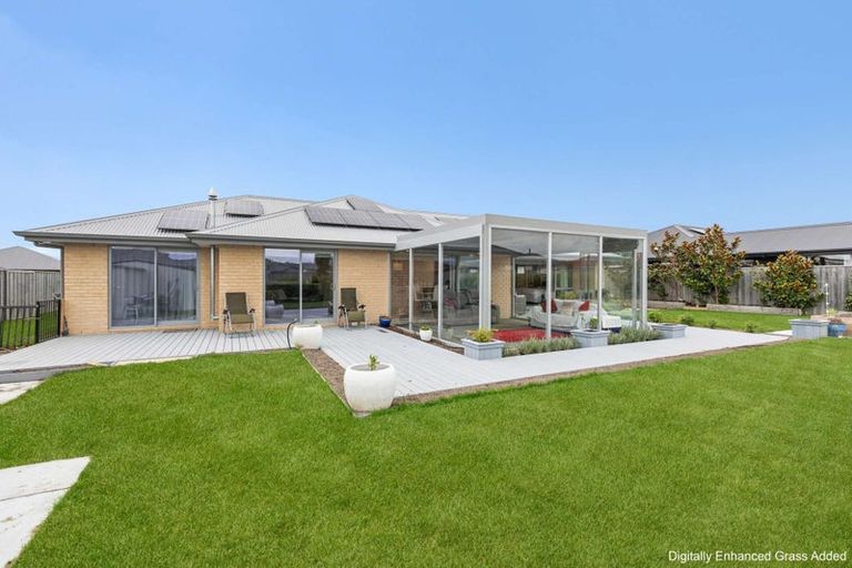 Photo of property in 5 Denton Street, Amberley, 7410