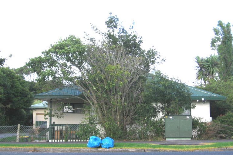 Photo of property in 16 Metcalfe Road, Ranui, Auckland, 0612
