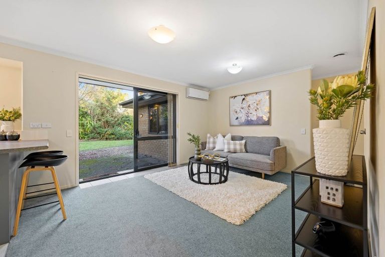 Photo of property in 26 Holford Place, Huntington, Hamilton, 3210