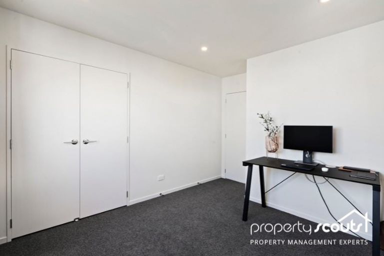 Photo of property in 27b Westgate Drive, Westgate, Auckland, 0614