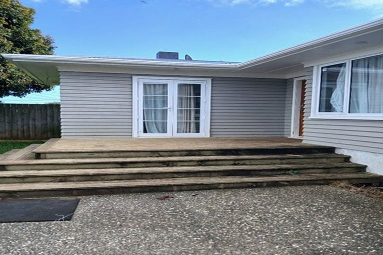 Photo of property in 1 Healy Road, Manurewa, Auckland, 2102