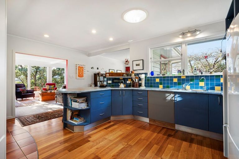 Photo of property in 5 Denbigh Way, Wilton, Wellington, 6012