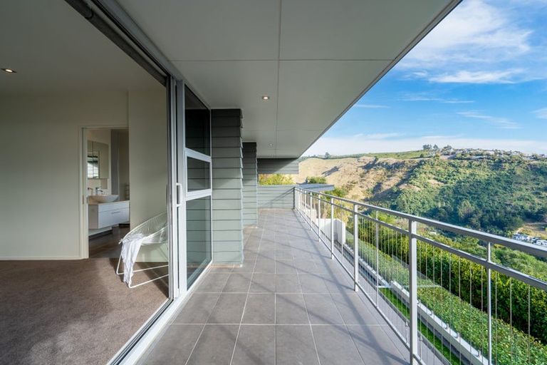 Photo of property in 6 Yelverton Place, Huntsbury, Christchurch, 8022