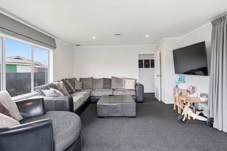 Photo of property in 11 Byron Grove, Owhata, Rotorua, 3010