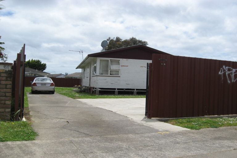 Photo of property in 16 Kemble Close, Mangere, Auckland, 2022