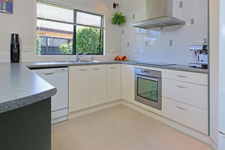 Photo of property in 3 Pippen Court, Henderson, Auckland, 0612