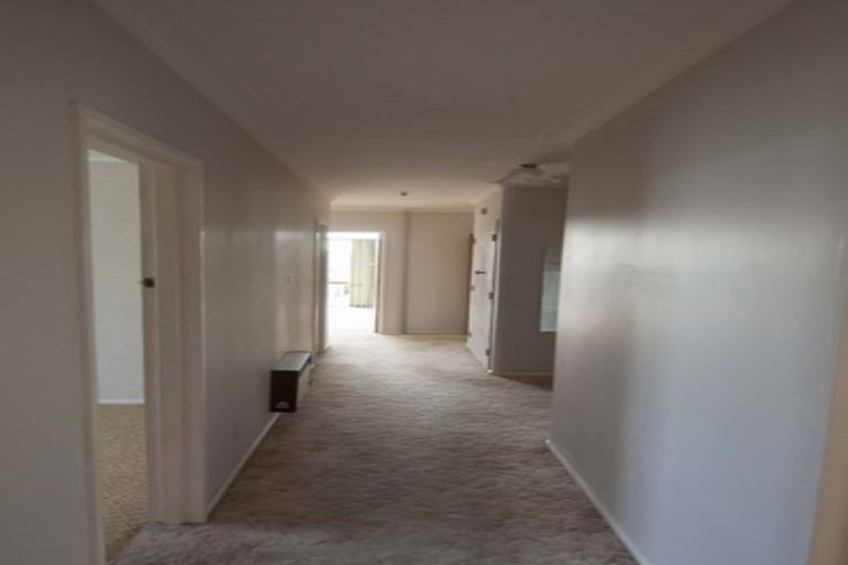 Photo of property in 53 Resthill Crescent, Glenview, Hamilton, 3206