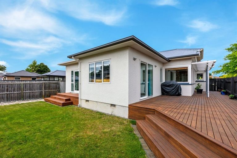Photo of property in 17 Hoon Hay Road, Hoon Hay, Christchurch, 8025