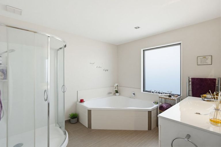 Photo of property in 27 Sovereign Boulevard, Kaiapoi, 7630
