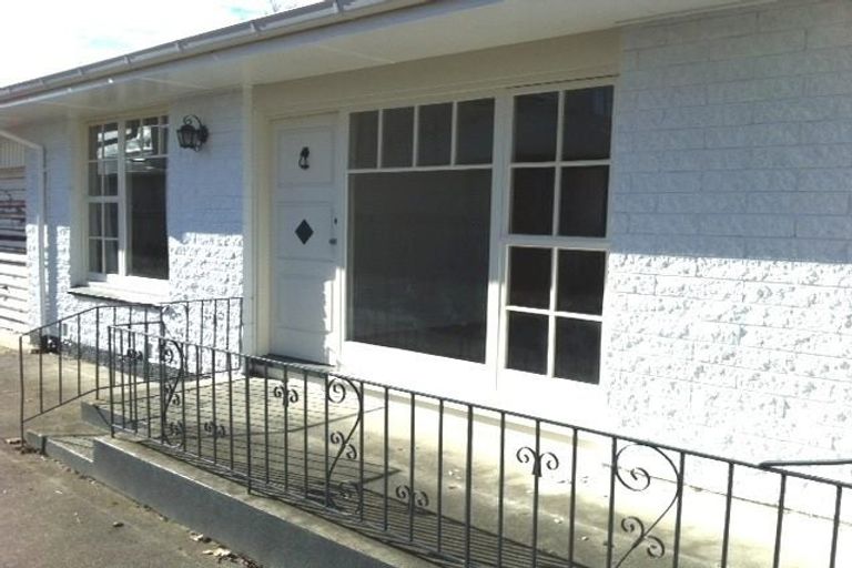 Photo of property in 1/400 Memorial Avenue, Burnside, Christchurch, 8053