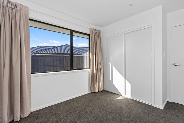 Photo of property in 33 Hilton Drive, Amberley, 7410