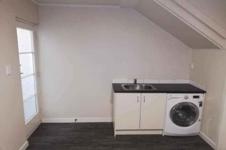 Photo of property in 2/29 Brockworth Place, Riccarton, Christchurch, 8011